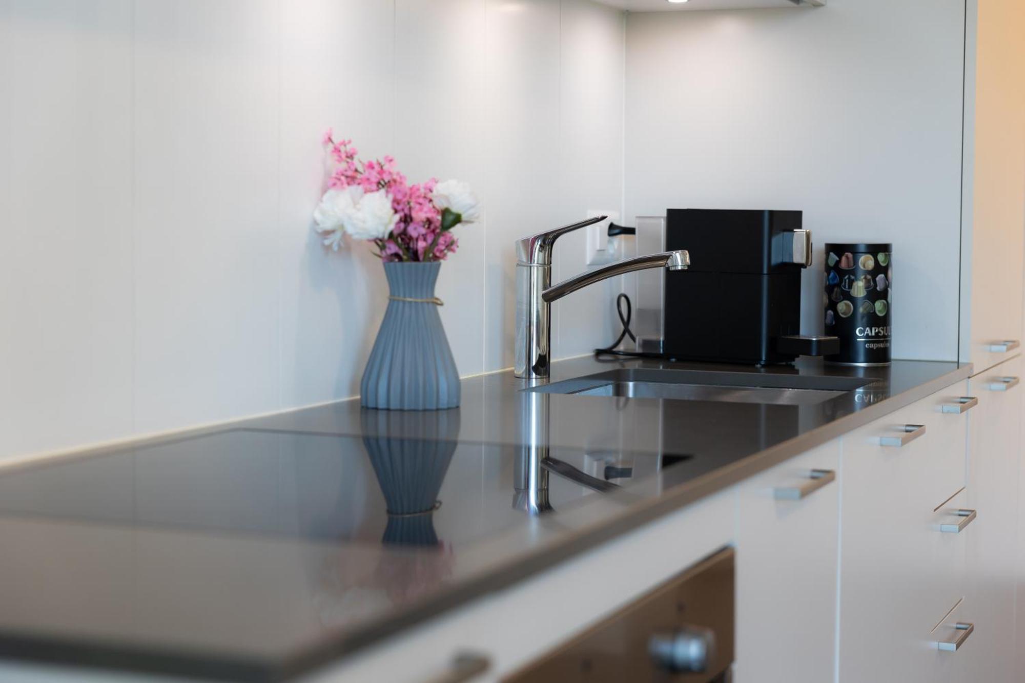 Five Stars Comfort Apartment Lugano Near The Lake Buitenkant foto